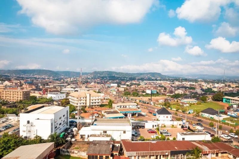 Enugu city with buildings (Explorenugu.com.ng)
